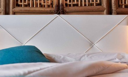 Les raisons de mettre une tête de lit blanche dans votre chambre?