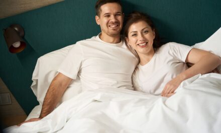 Comment est la Vierge au lit et comment dort-elle